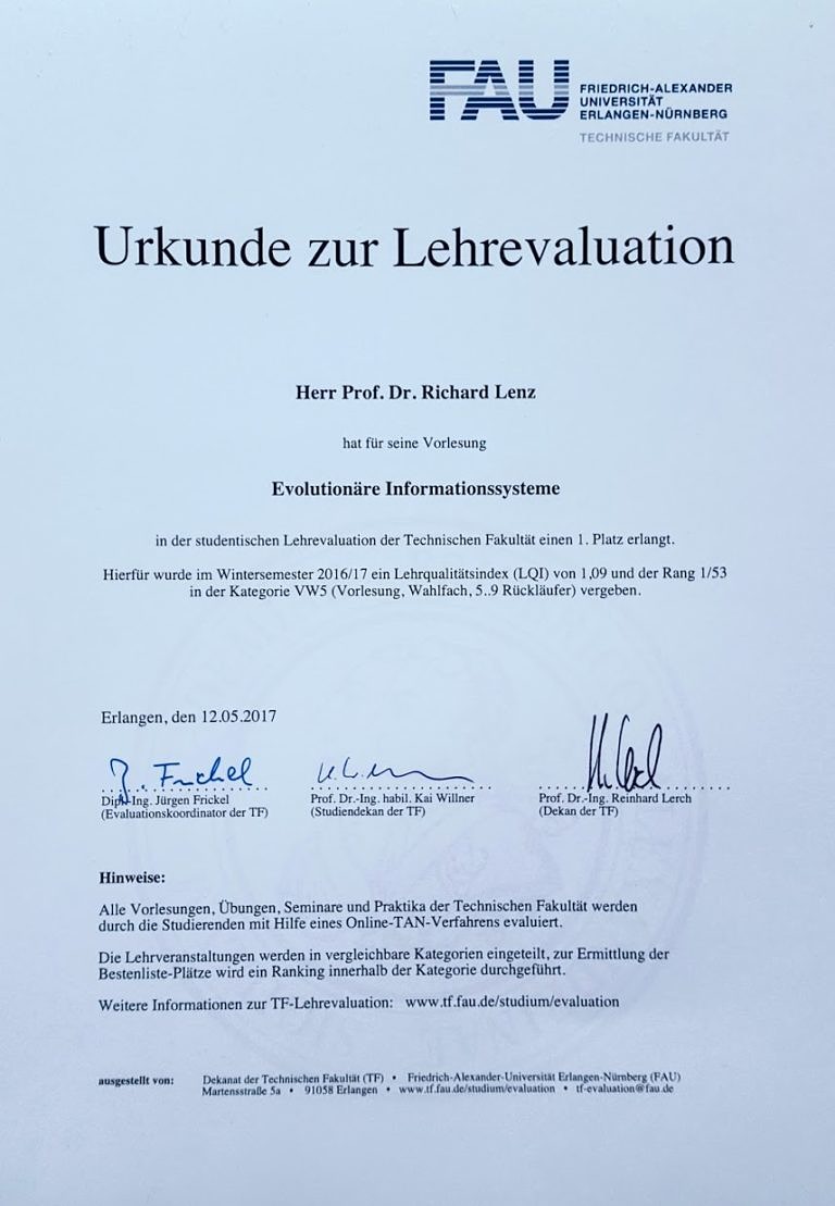 Prof. Lenz für die Vorlesung „Evolutionäre Informationssysteme“ ausgezeichnet